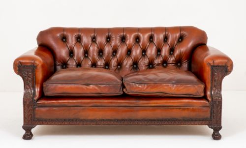 Superb Quality Leather Settee