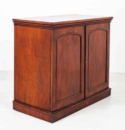 Mahogany 2 Door Side Cabinet