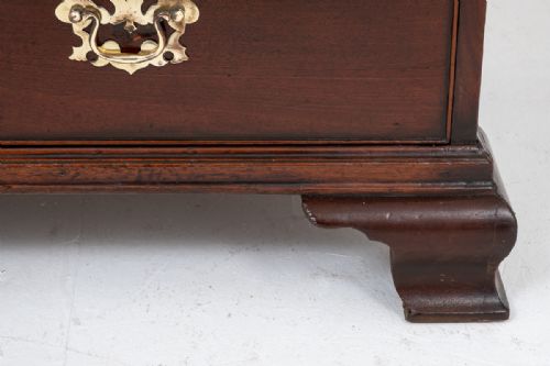 GEORGE II MAHOGANY BUREAU BOOKCASE - ADDITIONAL PHOTO 2