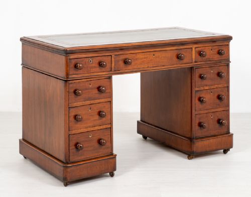Victorian Mahogany Pedestal Desk