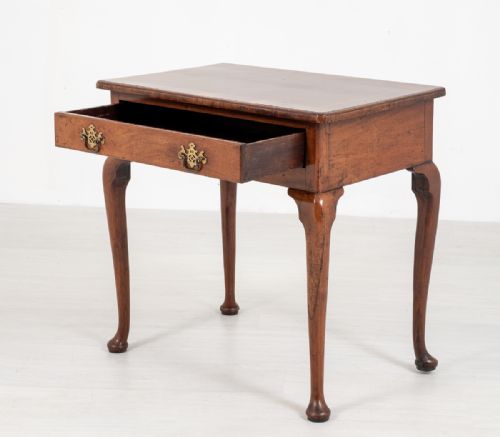 QUEEN ANNE STYLE MAHOGANY LOWBOY - ADDITIONAL PHOTO 3