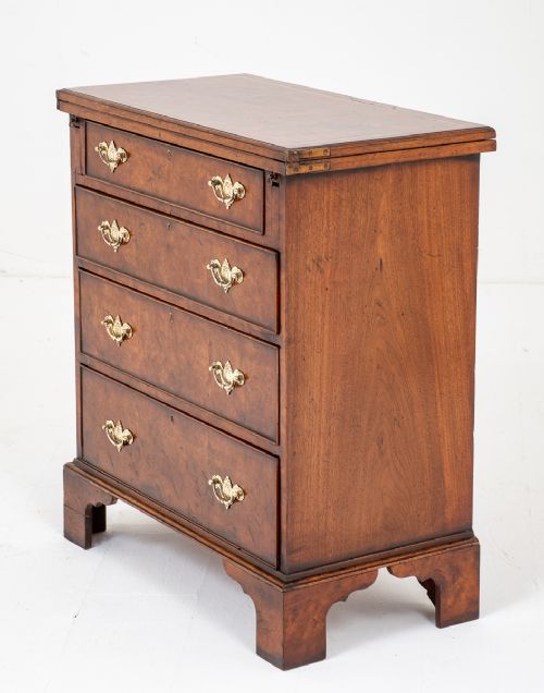 Queen Anne Style Bachelors Chest