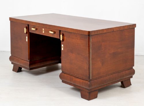Very Stylish Art Deco Walnut Desk