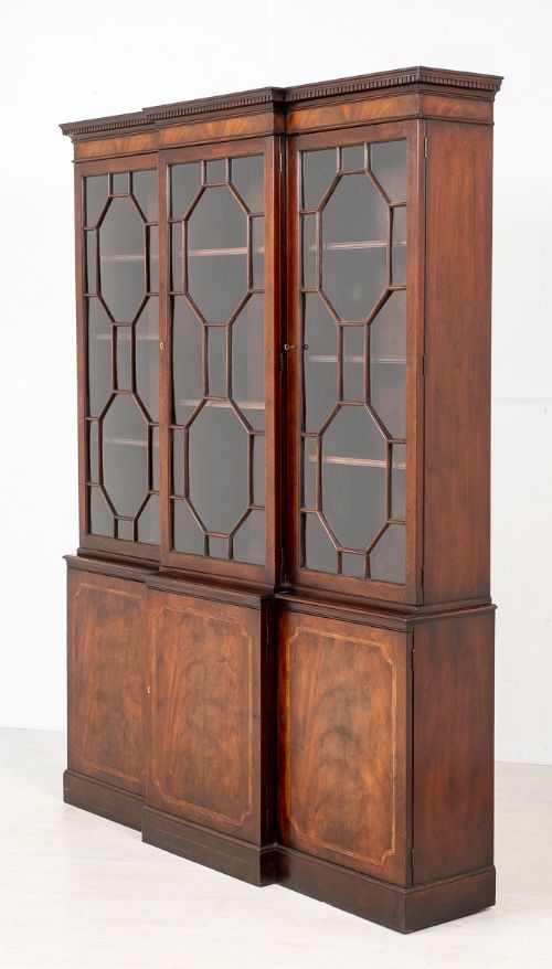 Mahogany Hepplewhite Style Breakfront Bookcase