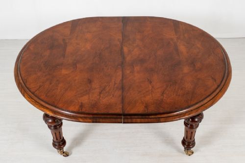fig 1. Victorian Mahogany 2 Leaf Extending Dining Table.