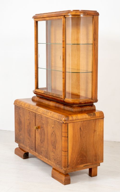Stunning Art Deco Display Cabinet.