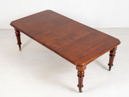 Victorian Mahogany Extending Dining Table