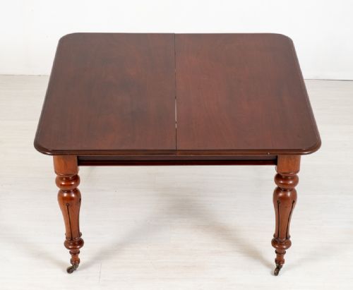 fig 1. William IV Mahogany Extending Dining Table