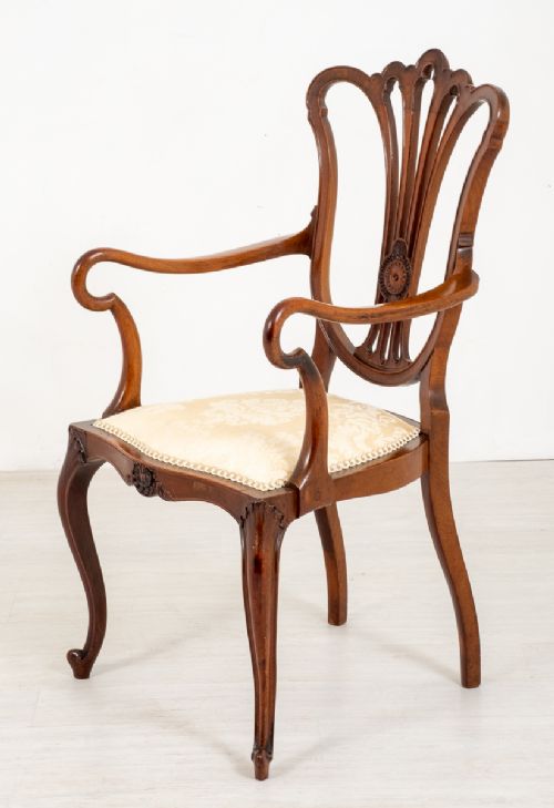Pretty Mahogany Open Carver Chair
