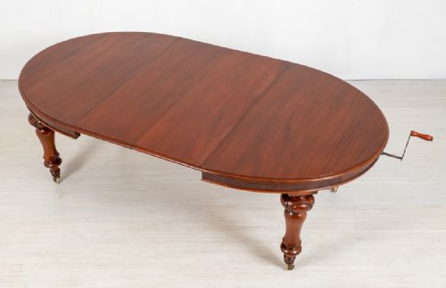 Victorian Oval Mahogany Extending Dining Table