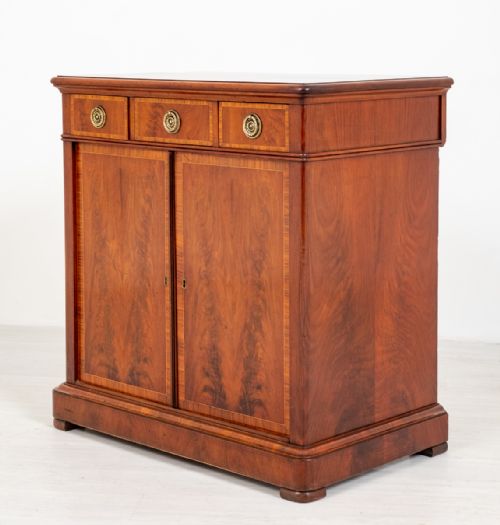 Victorian Mahogany 2 Door Side Cabinet