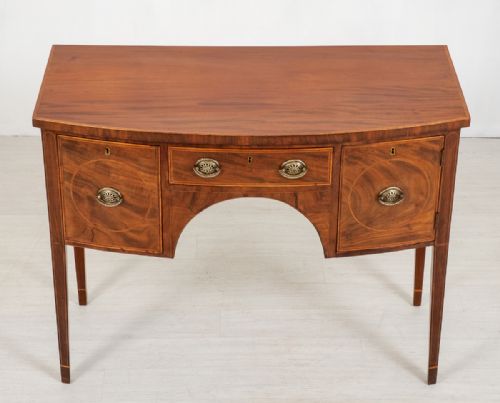 fig 1. Regency Mahogany Bow Fronted Sideboard
