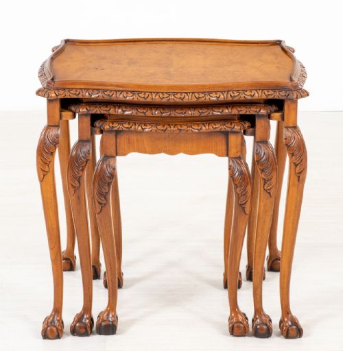Pretty Walnut Queen Anne Style Nest of 3 Tables