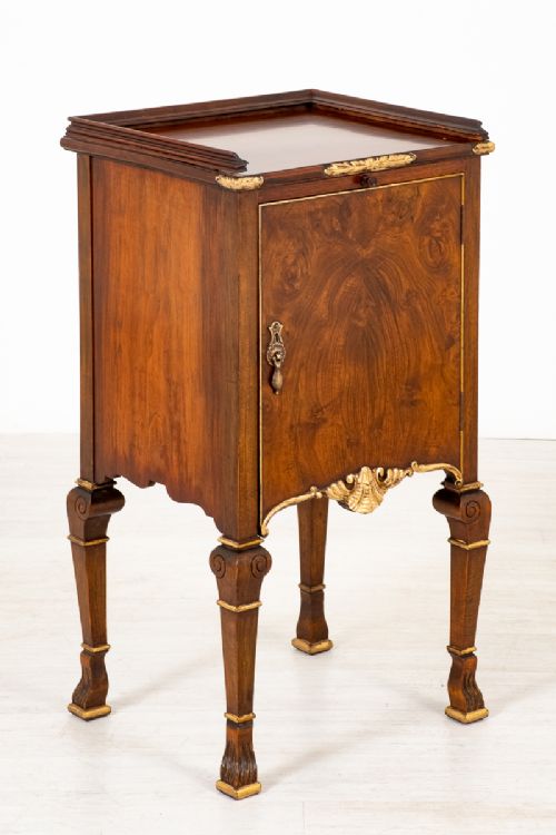 Walnut Queen Anne Style Bedside Cabinet.