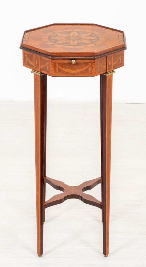 Quality Mahogany Inlaid Urn Stand