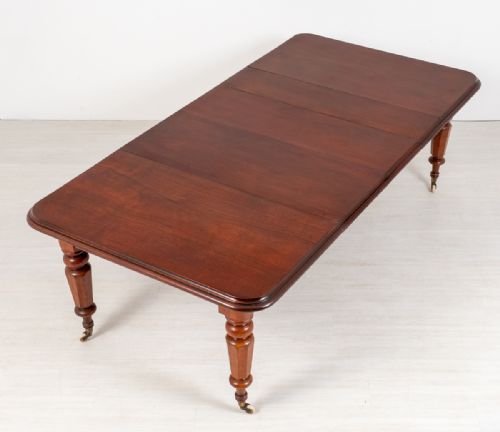 Early Victorian Mahogany 3 Leaf Extending Dining Table