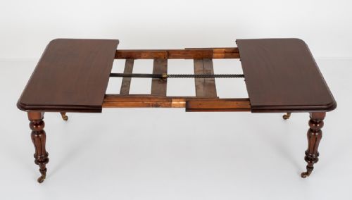fig 1. William IV Mahogany 2 Leaf Extending Dining Table