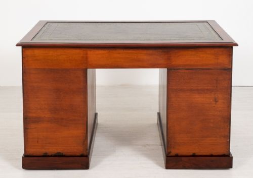 VICTORIAN MAHOGANY PEDESTAL DESK - ADDITIONAL PHOTO 8