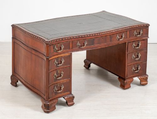 Superb Mahogany Chippendale Style Desk.