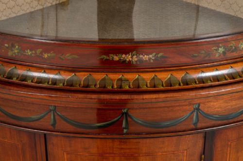 PRETTY VICTORIAN SATINWOOD BOW CORNER CABINET - ADDITIONAL PHOTO 4