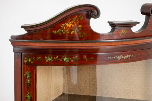 PRETTY VICTORIAN SATINWOOD BOW CORNER CABINET - ADDITIONAL PHOTO 12