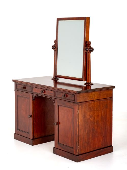 Early Victorian Mahogany Dressing Table