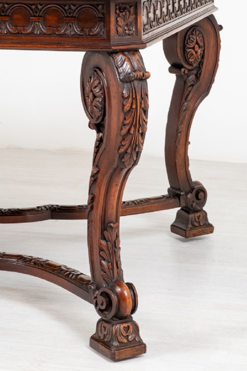 fig 1. Fabulous Chippendale Style Mahogany Carved Dining Table