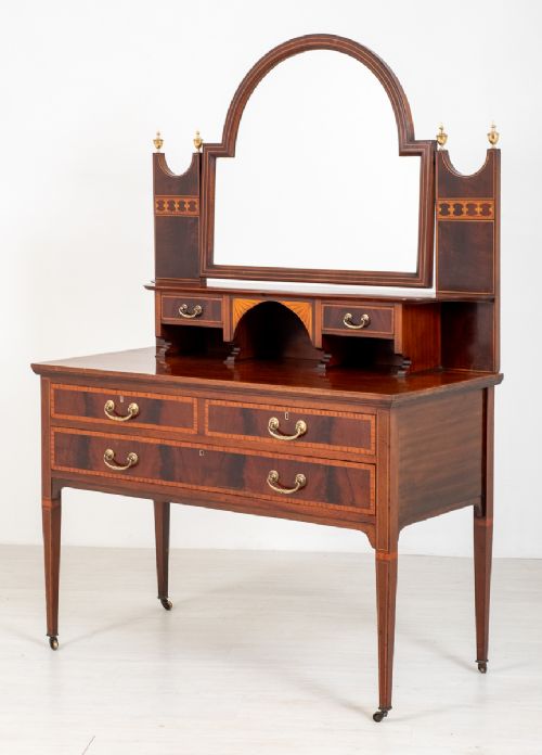 Sheraton Revival Mahogany Dressing Table