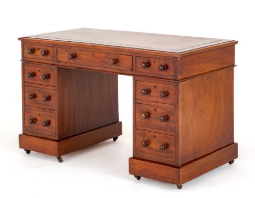 Victorian Mahogany 2 Pedestal Desk