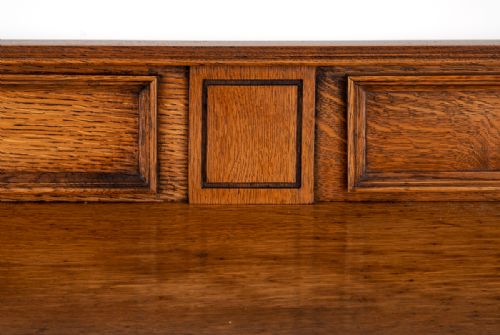 IMPRESSIVE VICTORIAN OAK SERVING TABLE - ADDITIONAL PHOTO 4