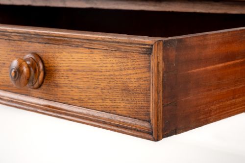 IMPRESSIVE VICTORIAN OAK SERVING TABLE - ADDITIONAL PHOTO 6