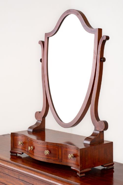 Sheraton Revival "Gillows" Mahogany Toilet Mirror
