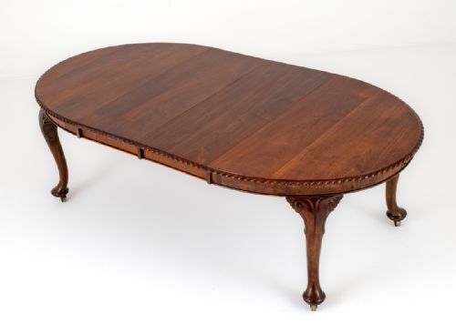 Late Victorian Oval Mahogany Extending Dining Table