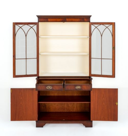 fig 4. Georgian Style Mahogany Bookcase