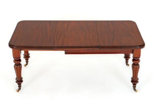 fig 3. William IV Mahogany Extending Dining Table