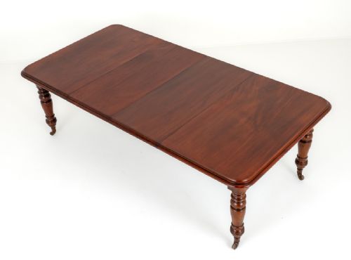 Victorian Mahogany Extending Dining Table
