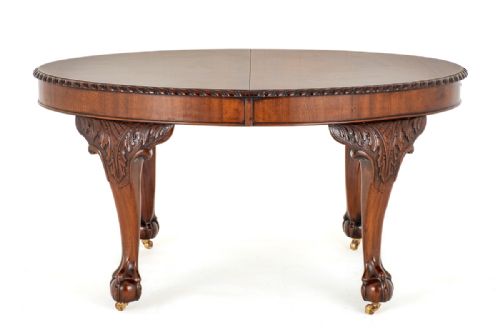 fig 1. Mahogany Chippendale style extending dining table