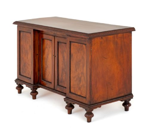 William IV Mahogany 4 Door Sideboard