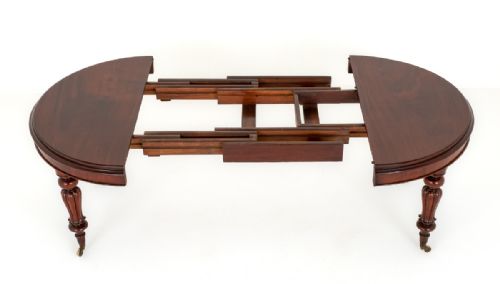 fig 1. William IV Mahogany Extending Dining Table
