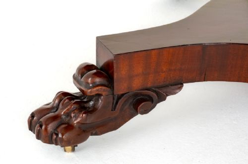 fig 1. William IV Mahogany Extending Dining Table