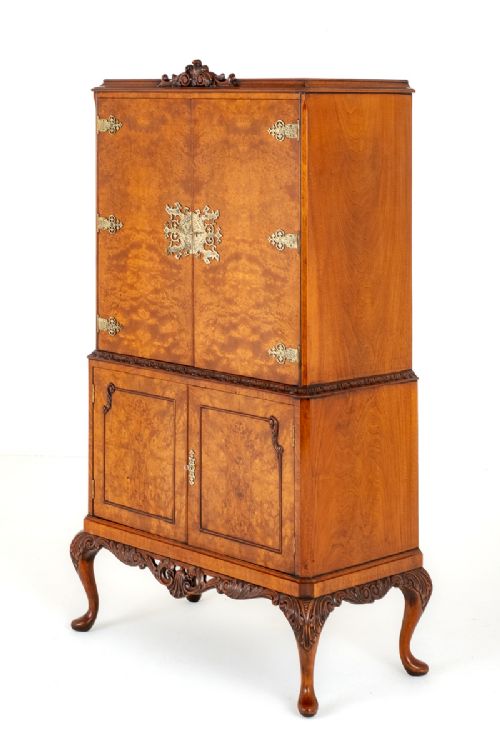 Good Quality Queen Anne Style Cocktail Cabinet