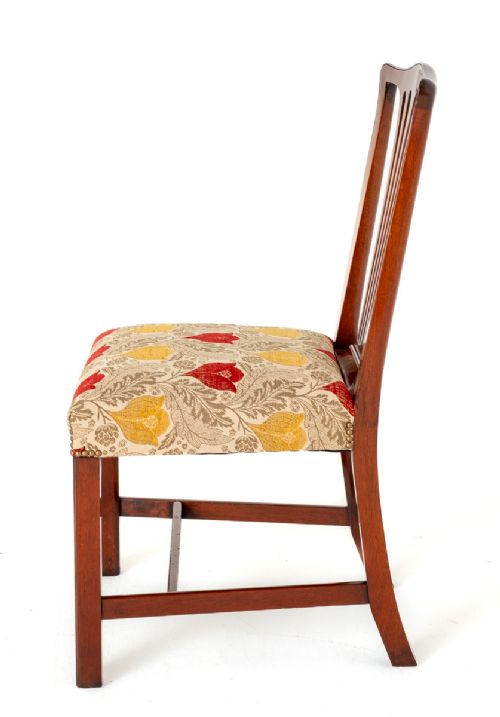 fig 1. Set of 16 Mahogany Chippendale Style Dining Chairs