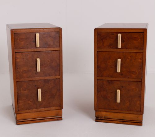 Stylish Pair of Burr Elm Art Deco Bedside Cabinets