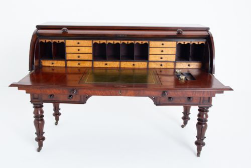 IMPRESSIVE WILLIAM IV MAHOGANY CYLINDER DESK - ADDITIONAL PHOTO 1