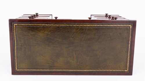 GOOD QUALITY GEORGIAN MAHOGANY PEDESTAL DESK - ADDITIONAL PHOTO 3