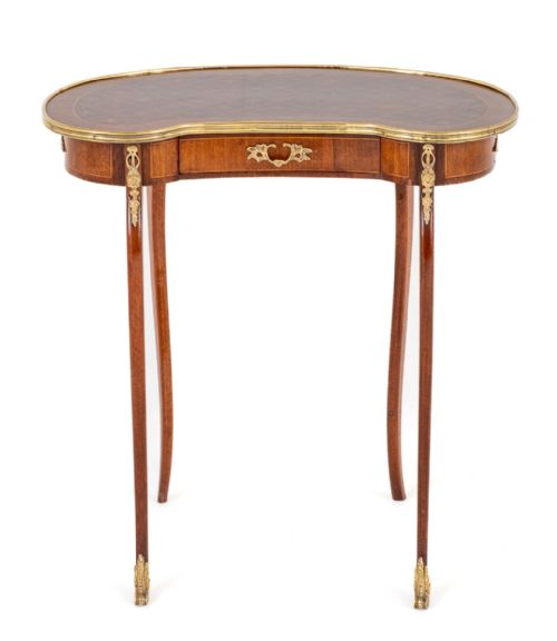 A RATHER PRETTY FRENCH MAHOGANY OCCASIONAL TABLE - ADDITIONAL PHOTO 4