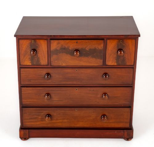 VICTORIAN MAHOGANY CHEST OF DRAWERS - ADDITIONAL PHOTO 3