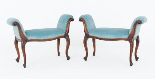 SUPERB PAIR OF HEPPLEWHITE STYLE MAHOGANY WINDOW SEATS