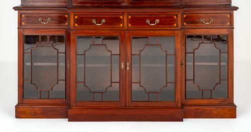 SHERATON REVIVAL LAMB CO MAHOGANY BREAKFRONT BOOKCASE - ADDITIONAL PHOTO 1