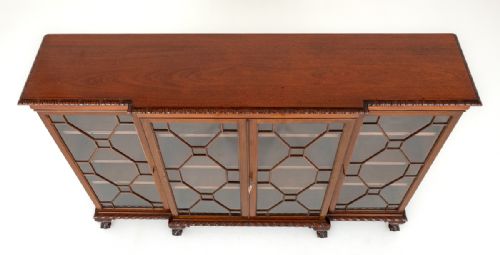 CHIPPENDALE STYLE 4 DOOR BREAKFRONT BOOKCASE - ADDITIONAL PHOTO 3
